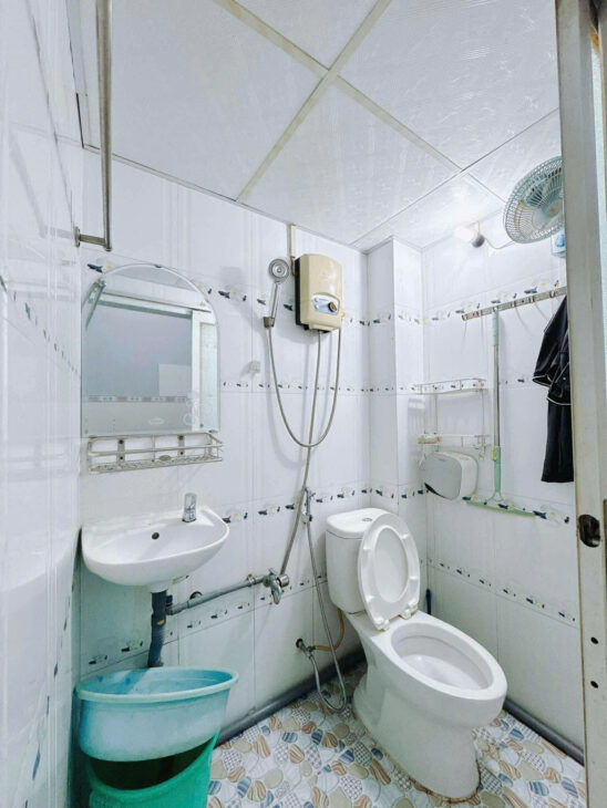 SÁT MẶT TIỀN TÔN ĐẢN TRUNG TÂM Q4 CÓ 2 TỶ