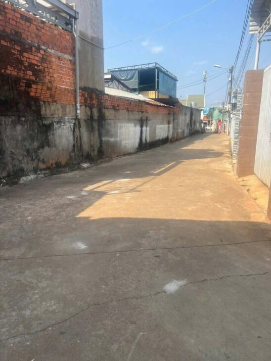 Cần bán Căn Nhà Hẻm 81 Y Wang ngay Bách Hóa Xanh ( NGÃ BA Y WANG – MAI THỊ LỰU ) cách ĐH Tây