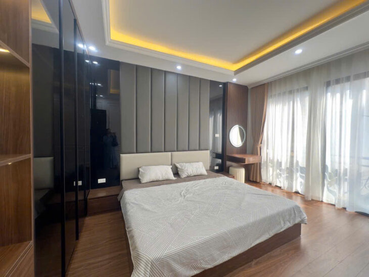 Nhà Tây Hồ 51m, 6 tầng, thông Võ Chí Công, thông Xuân La, thông Ngoại giao đoàn.