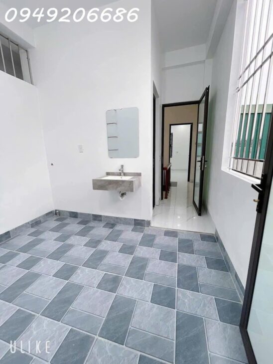 CẦN BÁN GẤP – NHÀ 3 TẦNG MỚI XÂY – NGÕ ĐƯỜNG HÙNG VƯƠNG – CHỈ VIỆC XÁCH VALI VỀ Ở.Giá Chỉ NHỈNH 1 tỷ