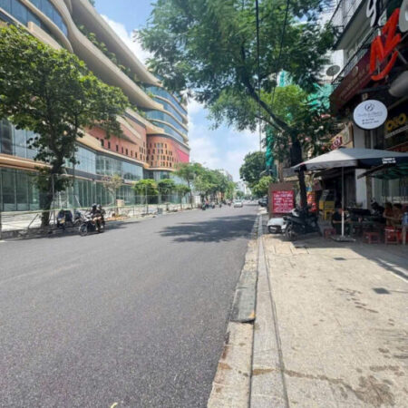 SIÊU PHẨM CỰC VIP MẶT PHỐ NGUYỄN THÁI HỌC CON PHỐ CHÍNH THÔNG THƯƠNG NỐI LIỀN NHIỀU QUẬN CHÍNH BA