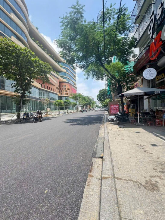 SIÊU PHẨM CỰC VIP MẶT PHỐ NGUYỄN THÁI HỌC CON PHỐ CHÍNH THÔNG THƯƠNG NỐI LIỀN NHIỀU QUẬN CHÍNH BA