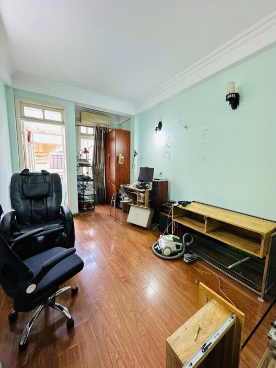 Bán nhà mặt ngõ Vũ Tông Phan, phân lô Ô tô 5 tầng thang máy