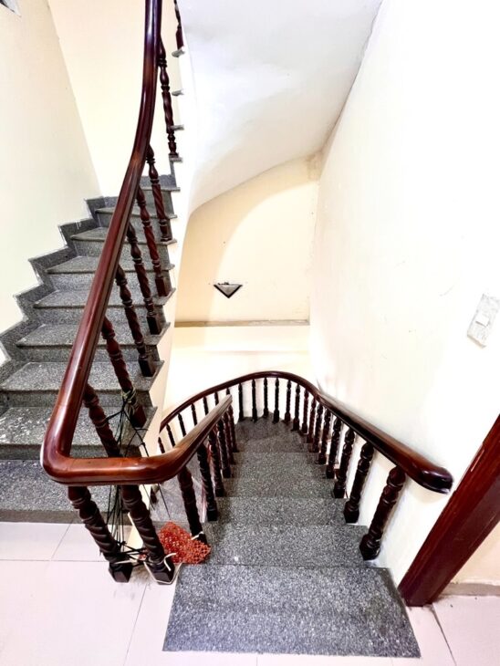 Bán Gấp Nhà Hẻm Dien Tich To Huỳnh Tấn Phát, Quận 7: 76m2, 3 Tầng, 5PN, Đông, Giá 6.8 Tỷ,