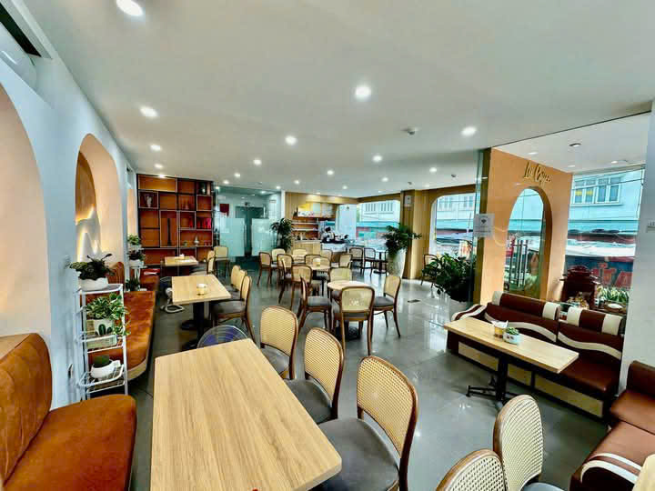 Hà Nội ! Cần sang nhượng quán cafe tại Lê đức thọ Mỹ đình, liên hệ 0983905485 ( chính chủ )