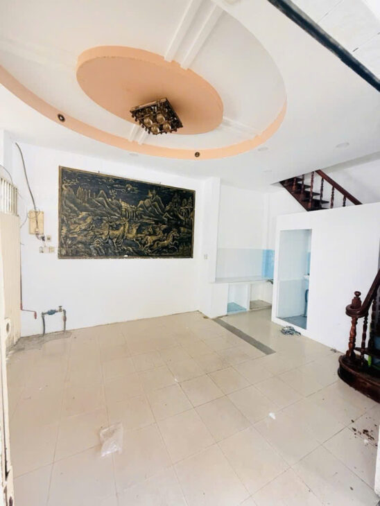 MẶT TIỀN CĂN GÓC 2 MẶT TÂN VĨNH TRUNG TÂM Q4 NGANG 6 DÀI 5 ĐÚC BÊ TÔNG CÓ 6 TỶ