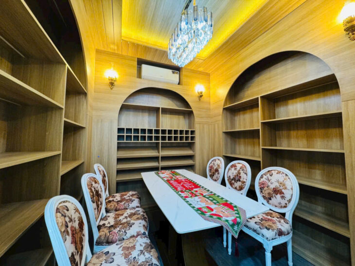 NHÀ NHƯ CUNG ĐIỆN – TRƯỜNG CHINH, THANH XUÂN 🏰 📐 Diện tích 50m² x 5 tầng sang trọng 🚪 Cách mặt