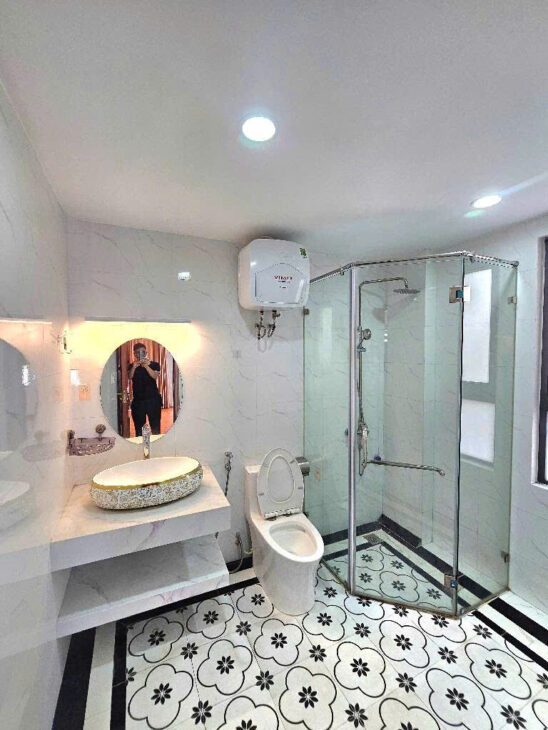 * CỰC ĐỈNH(NGUYỄN VĂN LINH-LONG BIÊN)- OTO NGỦ TRONG NHÀ– 6 TẦNG THANG MÁY – LÔ GÓC – THÔNG SỐ SIÊU