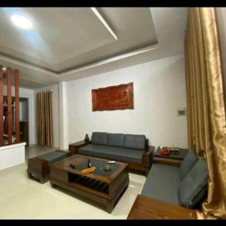 CHO THUÊ VILLA FULL NỘI THẤT 4 PHÒNG NGỦ CAO THẮNG TP ĐÀ LẠT 15TR/THÁNG