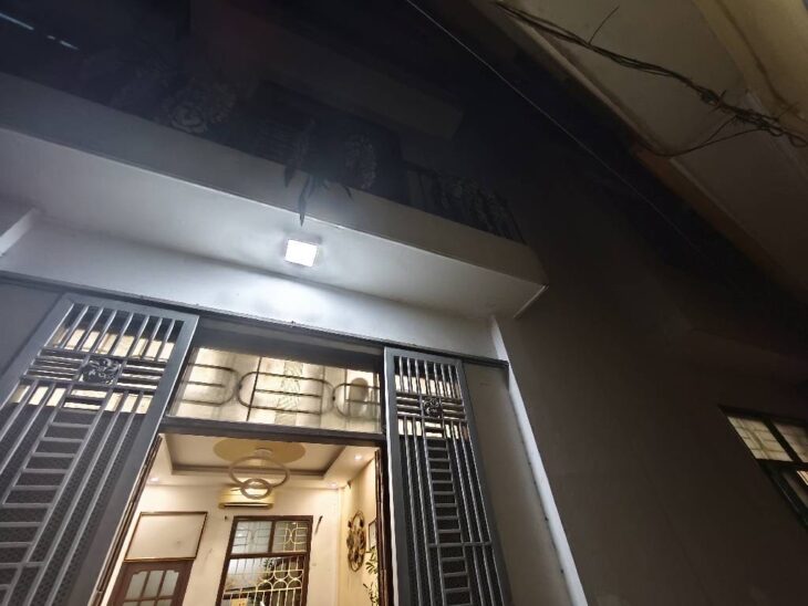 VÕ CHÍ CÔNG RẤT GẦN PHỐ,NGÕ NÔNG RỘNG-5 TẦNG-53M GIÁ 10 TỶ 500