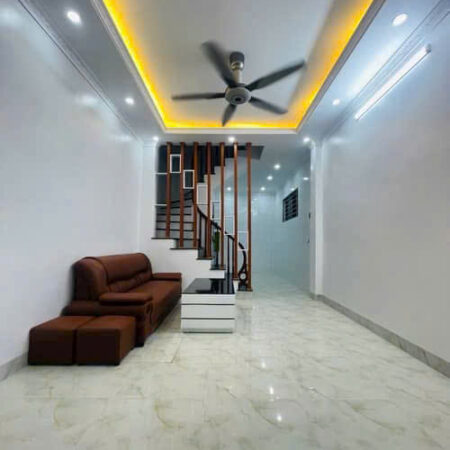 Bán nhà Chùa Láng – Lô góc 8 phòng rộng 37m 9,2 tỷ Bán nhà Chùa Láng – Lô góc 8 phòng rộng 37m 9,2 tỷ