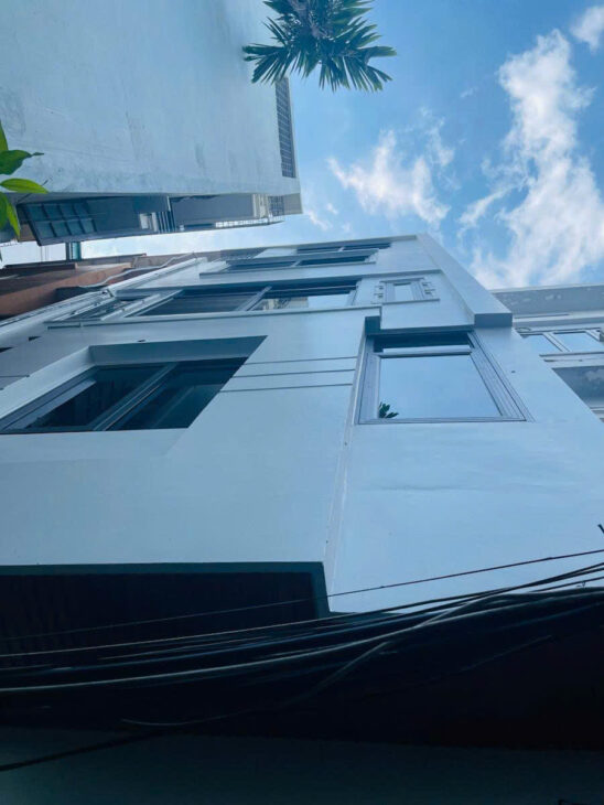 Bán nhà Quan Nhân xây mới thang máy 8.5 tỷ, ngõ nông gần phố