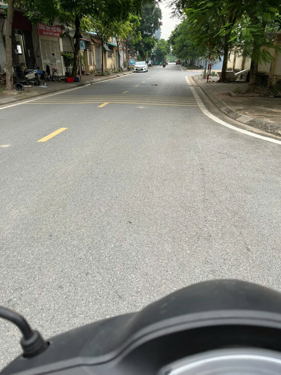 BÁN 90 m ĐẤT MẶT PHỐ CHU HUY MÂN – VỊ TRÍ KINH DOANH ĐỈNH CAO