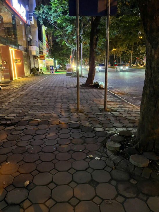 BÁN 90 m ĐẤT MẶT PHỐ CHU HUY MÂN – VỊ TRÍ KINH DOANH ĐỈNH CAO