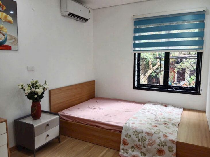 Căn tập thể phố Thọ Lão Hai Bà Trưng dt 120m2 giá chỉ có 2,25 tỷ nhà đẹp long lanh