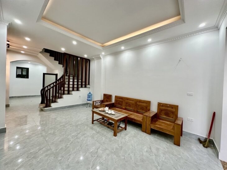 TRẦN THÁI TÔNG Ô TÔ QUA NHÀ NGÕ THÔNG KINH DOANH-42M 11 TỶ 600
