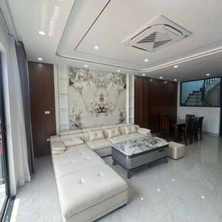 Bán nhà Hoàng Như Tiếp 50m 6 tầng thang máy MT5m hơn 13 tỷ