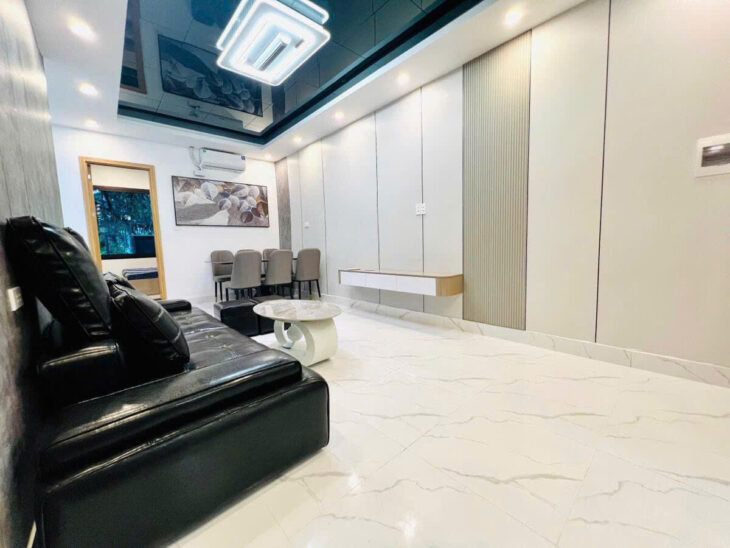 Bán nhà tập thể KIm Liên – Đống Đa full đồ nhà mới đẹp như ảnh dt 80m sổ đỏ chính chủ- sẵn sàng