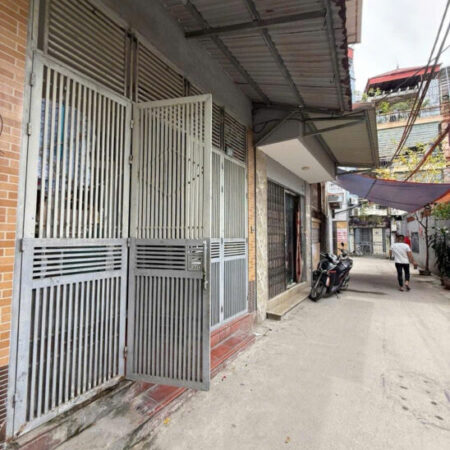 Bán nhà Đường Láng – Mặt ngõ kinh doanh – Sổ đỏ 45m 4 tầng kiên cố giá 10,3 tỷ Bán nhà Đường Láng – Mặt ngõ kinh doanh – Sổ đỏ 45m 4 tầng kiên cố giá 10,3 tỷ