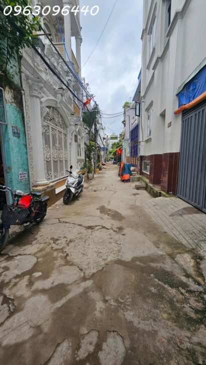 Bán nhà 2 tầng hẻm xe hơi Huỳnh Tấn Phát Quận 7 thu nhập ổn định 13 triệu mỗi tháng