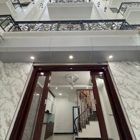 * CỰCHIẾM( TRUNG TÂM THẠCH BÀN) * LIST 5 NHÀ MỚI KOONG->THOÁNG ÁNH SÁNG TỰ NHIÊN XUYÊN TẤT CẢ CÁC