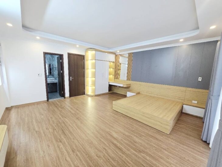 * CỰCHIẾM( TRUNG TÂM THẠCH BÀN) * LIST 5 NHÀ MỚI KOONG->THOÁNG ÁNH SÁNG TỰ NHIÊN XUYÊN TẤT CẢ CÁC