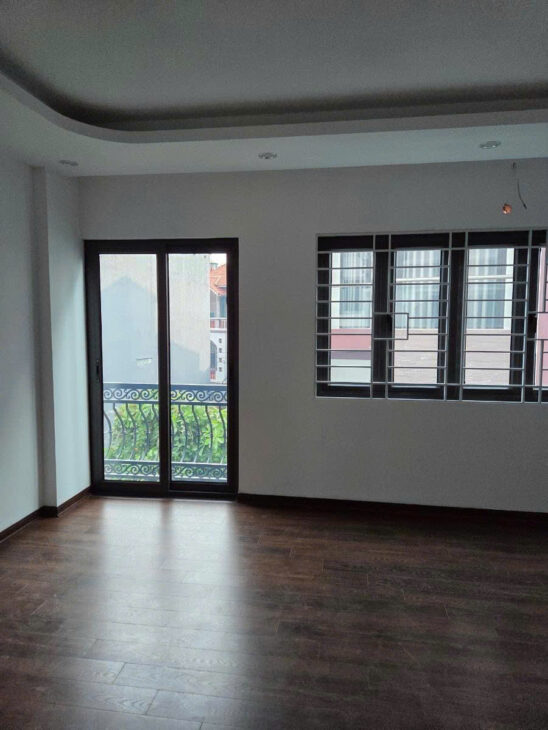 Bán nhà Trường Lâm 40m MT5.1m 6 tầng thang máy lô góc gara ô tô hơn 9 tỷ