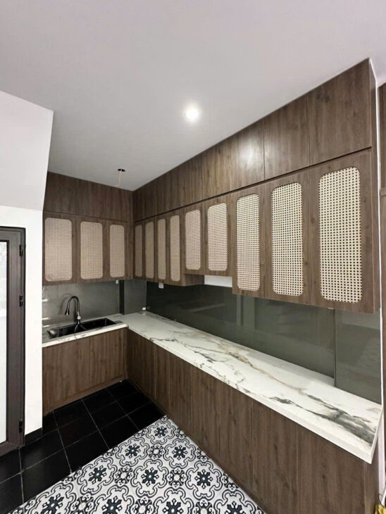 Bán nhà Trường Lâm 40m MT5.1m 6 tầng thang máy lô góc gara ô tô hơn 9 tỷ