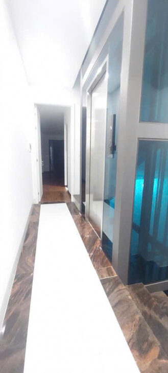 Siêu phẩm Tây Hồ 54m, 5 tầng thang máy, oto đỗ cửa đường trước nhà 5m!