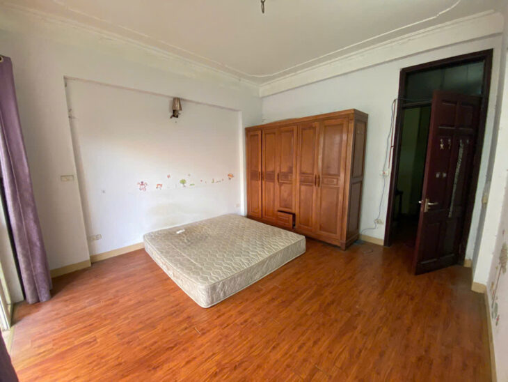 Bán nhà dân phố Triều Khúc, HN. DT 62m2, 4 tầng, giá 13.3 tỷ. LH: 0568433999
