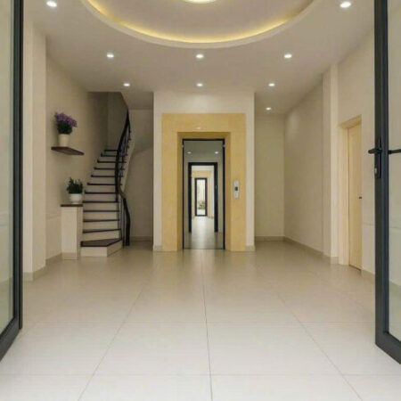 Bán nhà Bát Khối 40m MT5m 6 tầng thang máy lô góc ô tô kinh doanh hơn 9 tỷ