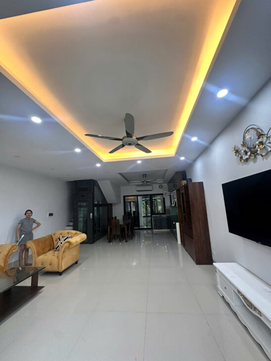 CHÍNH CHỦ CHO THUÊ NHÀ NGUYÊN CĂN FULL NỘI THẤT – PHÙ HỢP LÀM VĂN PHÒNG, Ở, KINH DOANH TẠI HÀ NỘI