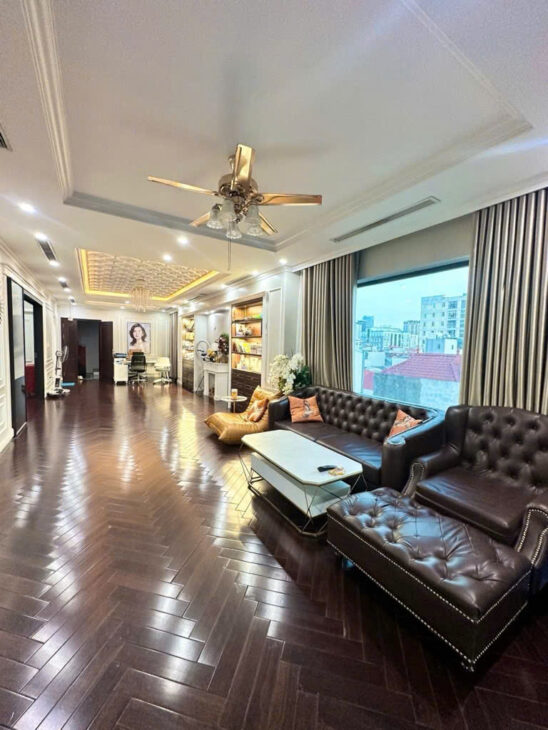 SIÊU PHẨM MẶT PHỐ VÍP CẦU GIẤY_MẶT TIỀN QUYỀN LỰC _VỈA HÈ ĐÁ BÓNG – THANG MÁY- 9 NỎI 1 HẦM KINH