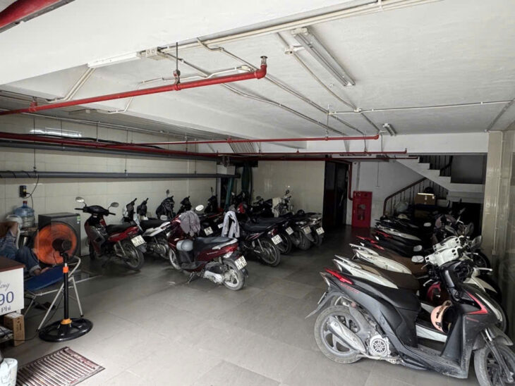 SIÊU PHẨM MẶT PHỐ VÍP CẦU GIẤY_MẶT TIỀN QUYỀN LỰC _VỈA HÈ ĐÁ BÓNG – THANG MÁY- 9 NỎI 1 HẦM KINH