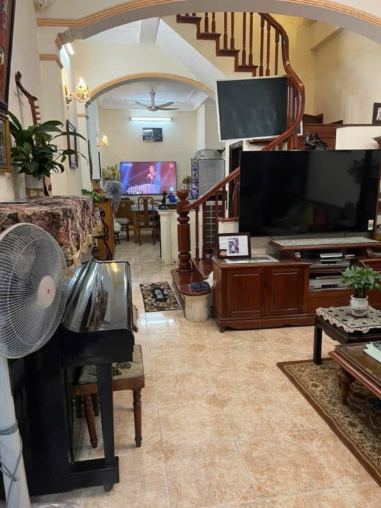 BÁN NHÀ LIỄU GIAI – DÂN XÂY Ở, VỊ TRÍ ĐẸP, GIÁ ĐẦU TƯ – 61M2 – 10.6 TỶ