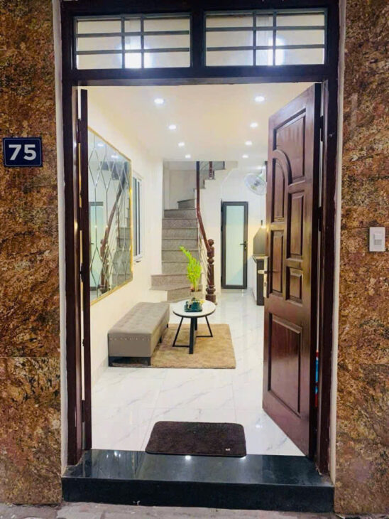 Bán Gấp Nhà Minh Khai 17m 3 Tầng 2 Ngủ Full Nội Thất Giá Chỉ 3.73 tỷ Sổ Riêng