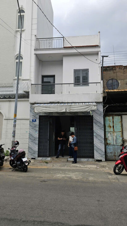 Bán nhà Mặt tiền 1 Lê Lộ, Phường Phú Thạnh, Khu họ Lê. DT 4,6 x 8, 1 trệt 1 lầu chỉ 5,5 tỷ