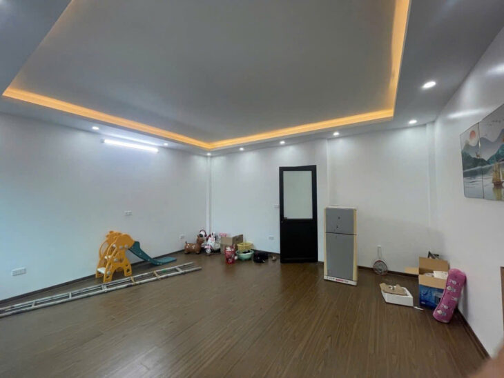 NHỈNH 9 tỷ NHÀ ĐẸP KIM MÃ- TRUNG TÂM BA ĐÌNH – 42m² – 5 TẦNG – MẶT TIỀN 5M