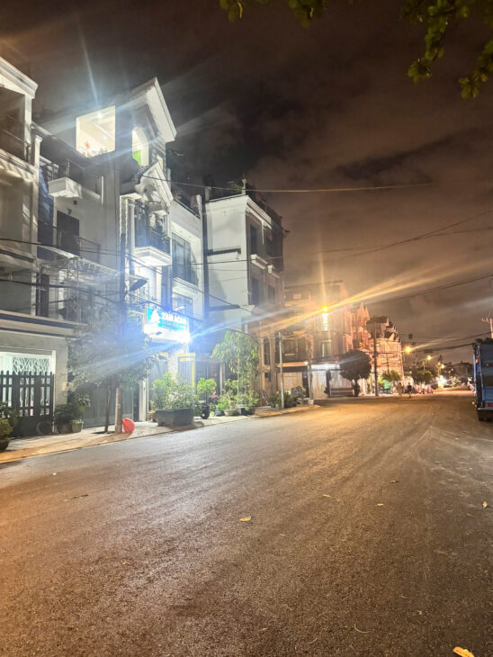 Nhà Mặt Phố Huỳnh Thị Đồng, Nhà Bè: 52m2, 4 Tầng, 4PN, Giá Chỉ 7.3 Tỷ,