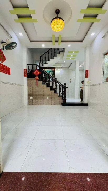 SÁT MẶT TIỀN XE HƠI LÂM VĂN BỀN NGANG 6 DÀI 11 – 83 TRIỆU M2