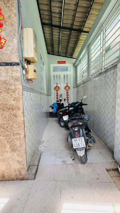 SÁT MẶT TIỀN XE HƠI LÂM VĂN BỀN NGANG 6 DÀI 11 – 83 TRIỆU M2