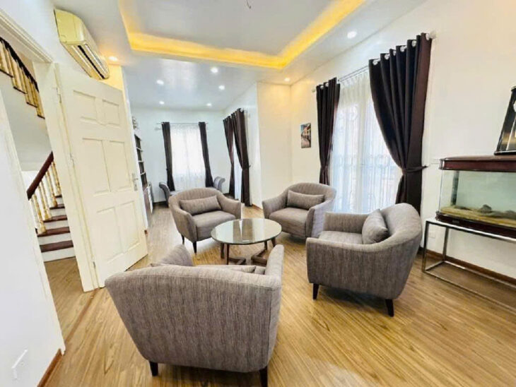 Ở VIP- BT Lideco 245m2 – 5T, 2 mặt đường, NT đẹp, V.hè KD, giá 39,2 tỷ