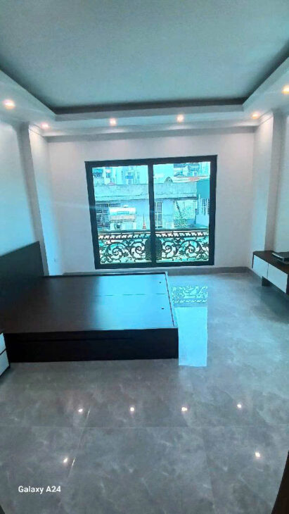 BÁN CHDV XUÂN ĐỈNH 60 M 7 TẦNG THANG MÁY.OTO VÀO CỬA ,SỔ ĐỎ PHÂN LÔ,XÂY MỚI CỨNG,CHÀO 19 TỶ