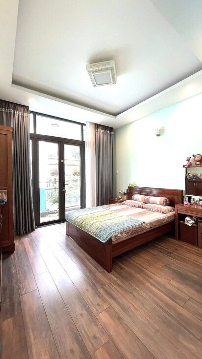 Nhỉnh 6 Tỷ TL!, 78M² 3 Tầng, CHỈ 2 CĂN RA HẺM XE HƠI TRÁNH! Lê Đức Thọ Gò Vấp!