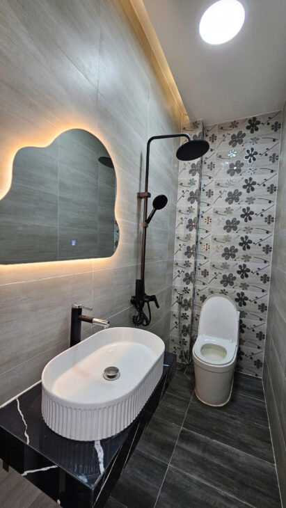 MẶT TIỀN XE HƠI NGANG 4 DÀI 12.5 4 TẤM CÓ 100 TRIỆU