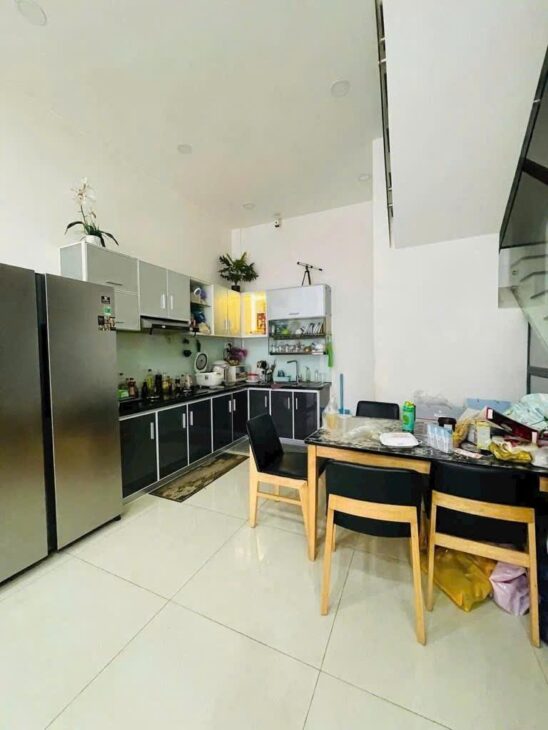 HIẾM – KHU TRẦN TRỌNG CUNG, PHƯỜNG BÌNH THUẬN QUẬN 7 , XE HƠI TỚI NHÀ KHÔNG LỖI – 4 TẦNG – 04 PN –