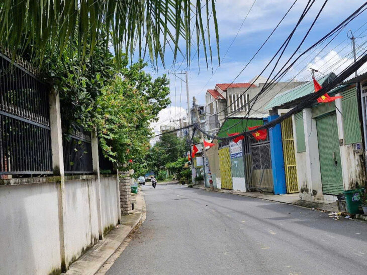 BÁN NHÀ LÔ GÓC 2 MẶT TIỀN – XE TẢI TRÁNH THÔNG TỨ HƯỚNG – P.TĂNG NHƠN PHÚ B, TP.THỦ ĐỨC