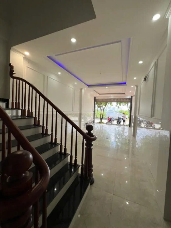 Bán Liền Kề Hàng Bè, Mậu lương 55mx5 tầng, vỉa hê, ô tô tránh vừa ở vừa kinh doanh 14.7 tỷ.