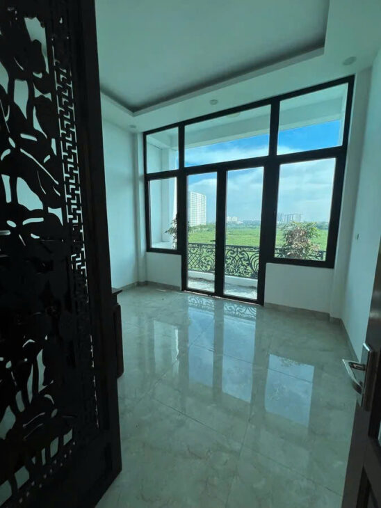 Bán Liền Kề Hàng Bè, Mậu lương 55mx5 tầng, vỉa hê, ô tô tránh vừa ở vừa kinh doanh 14.7 tỷ.