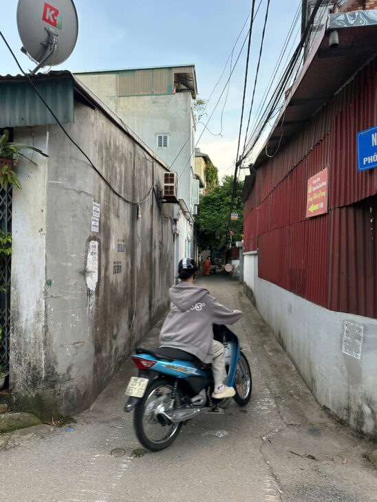 Cần tiền bán đất , Phố Bắc Cầu, Bồ Đề, cách 1 nhà ra oto, 5p tới cầu Long Biên, 48m2 4ty2